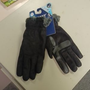 NWT Isotoner black gloves